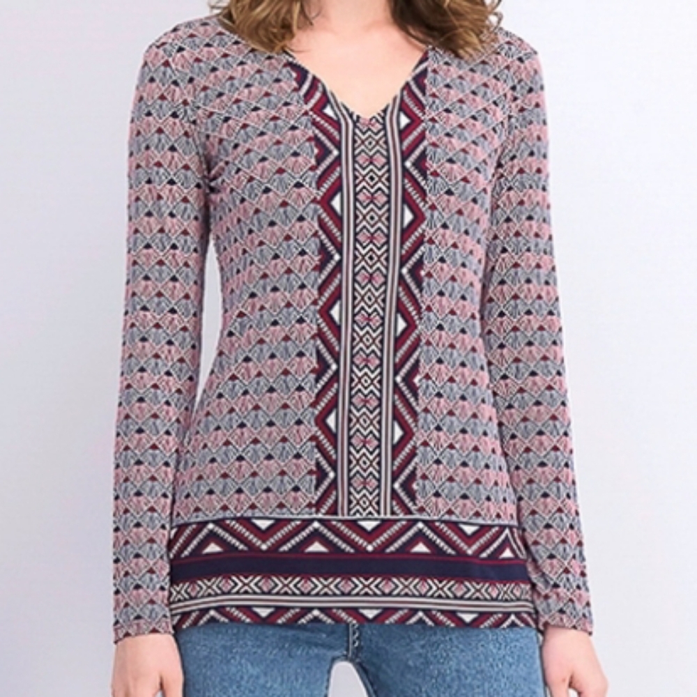 Magnolia Grace Geometric print v neck top shirt